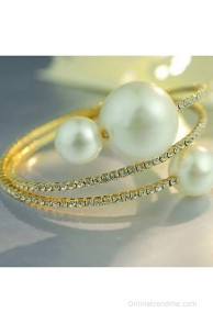 Silver Shoppee Alloy Cubic Zirconia, Pearl Yellow Gold Armlet